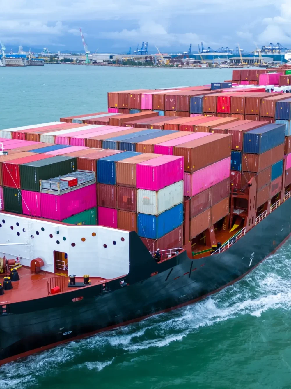 side-view-of-cargo-container-ship-carrying-contain